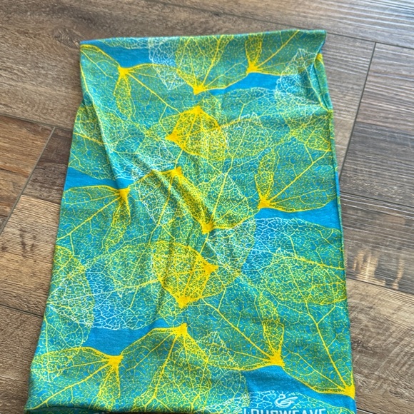 Accessories - Lous Weave Blue and Yellow Leaf Pattern Scarf
